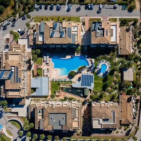 V Plazza Garage Heated Pool View Flat