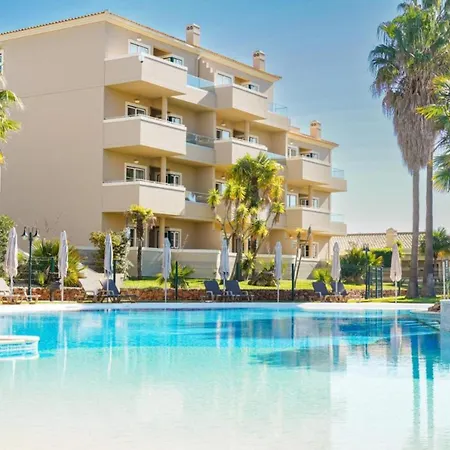 V Plazza Garage Heated Pool View Flat Appartement *